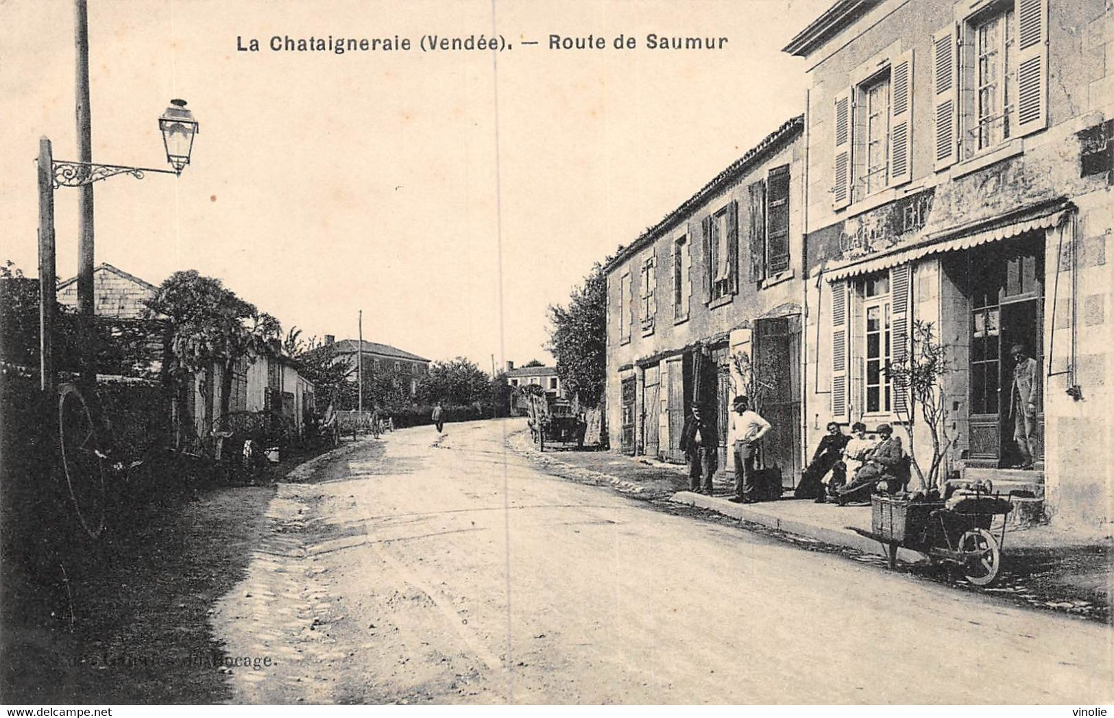 21-7282 : LA CHATAIGNERAIE. ROUTE DE SAUMUR - La Chataigneraie