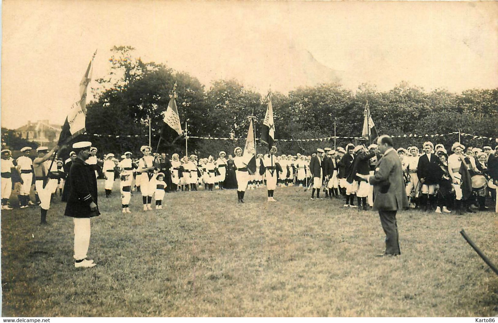 La Montagne * Indret * Carte Photo * Le Concours De Gymnastique * Sport Gym - La Montagne