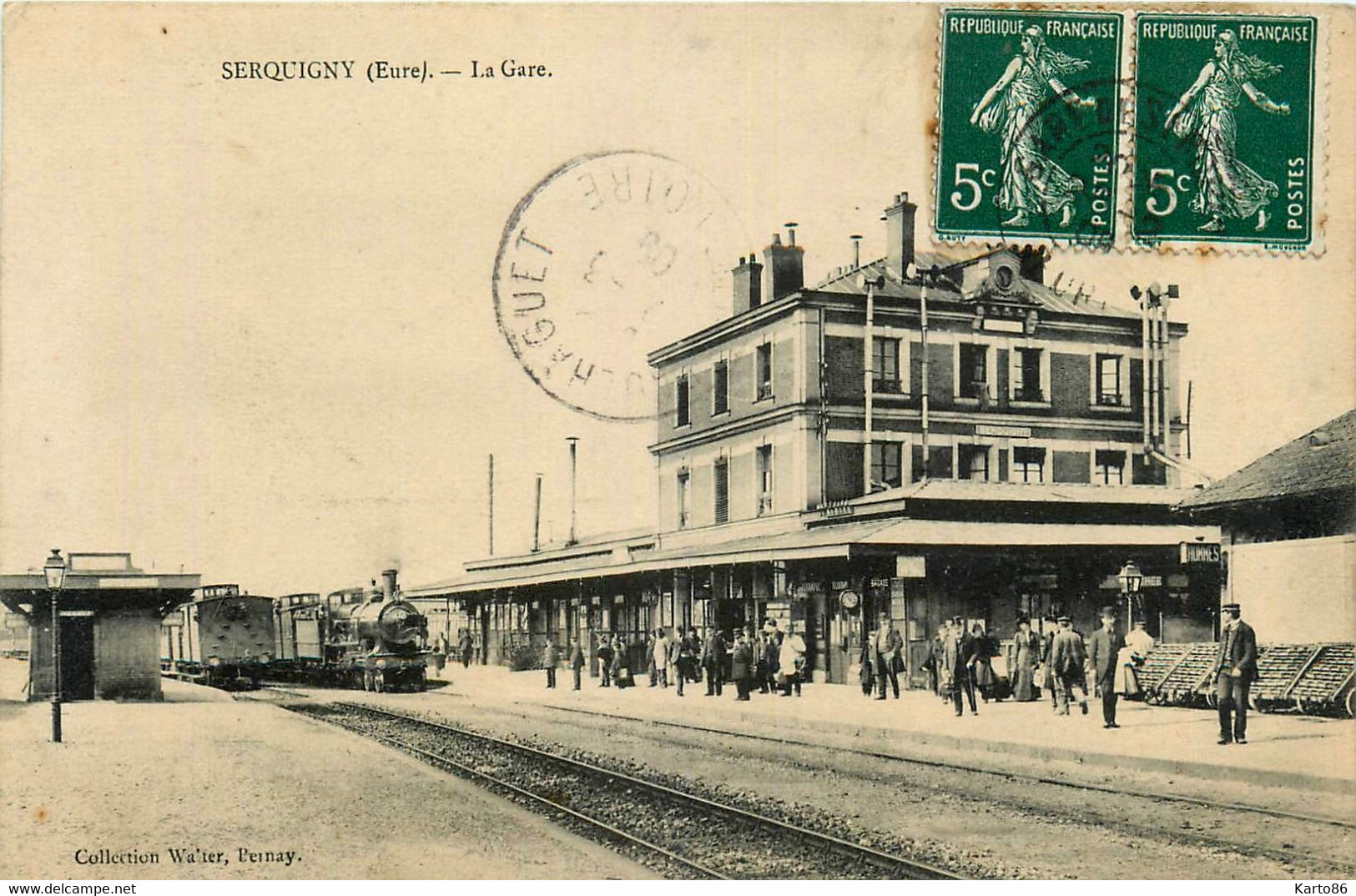 Serquigny * La Gare * Arrivée Du Train * Locomotive * Ligne Chemin De Fer De L'eure - Serquigny