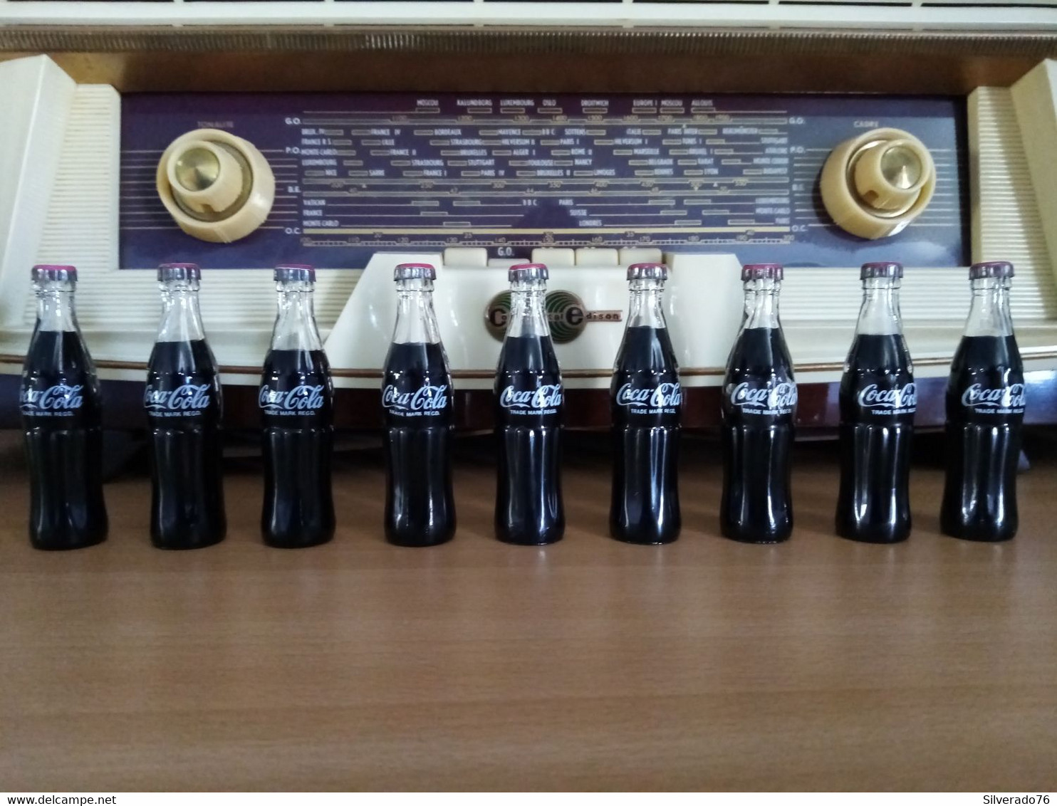 9 Mini Bouteilles Coca Cola Années 70 - Flessen