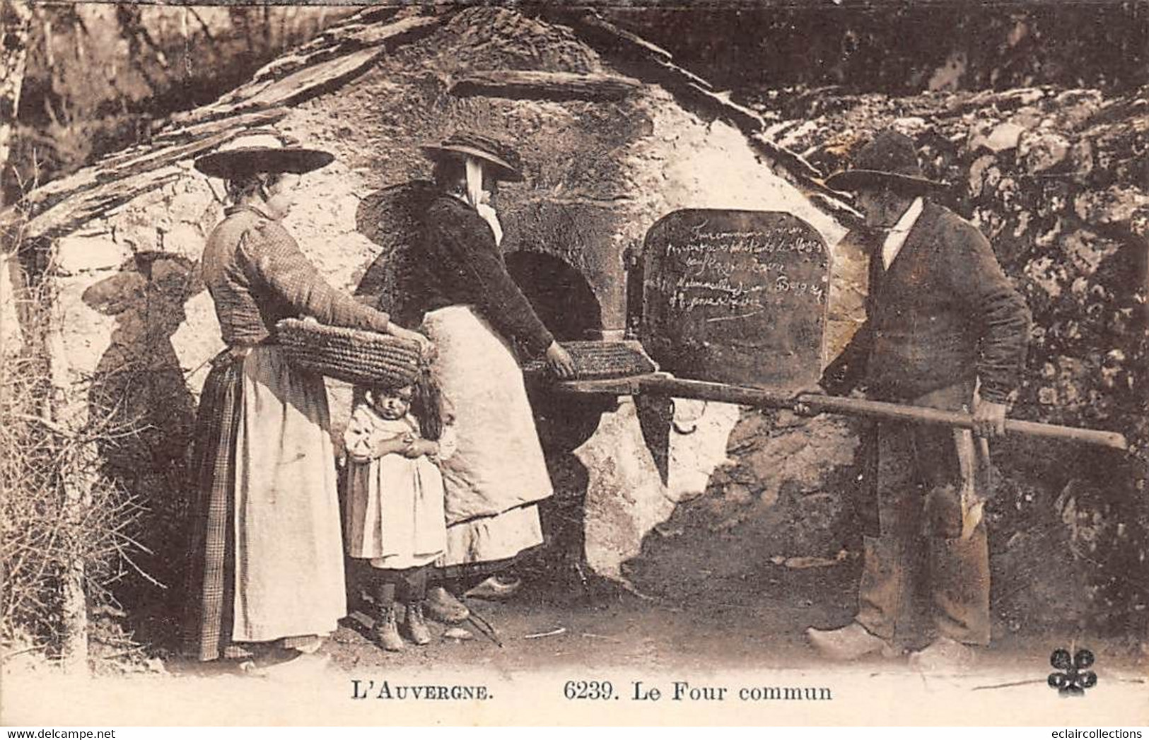 Divers Auvergne Pîttoresque       63       Le Four Commun     N°6239 (voir Scan) - Auvergne Types D'Auvergne