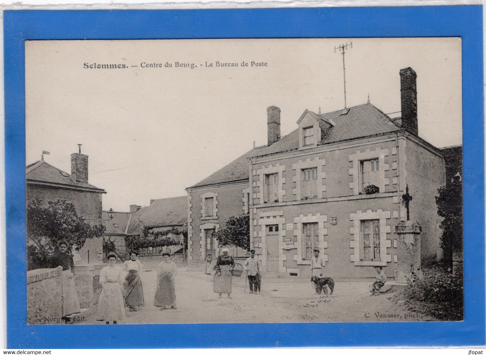 41 LOIR ET CHER - SELOMMES Centre Du Bourg, Le Bureau De Poste. (voir Description) - Selommes