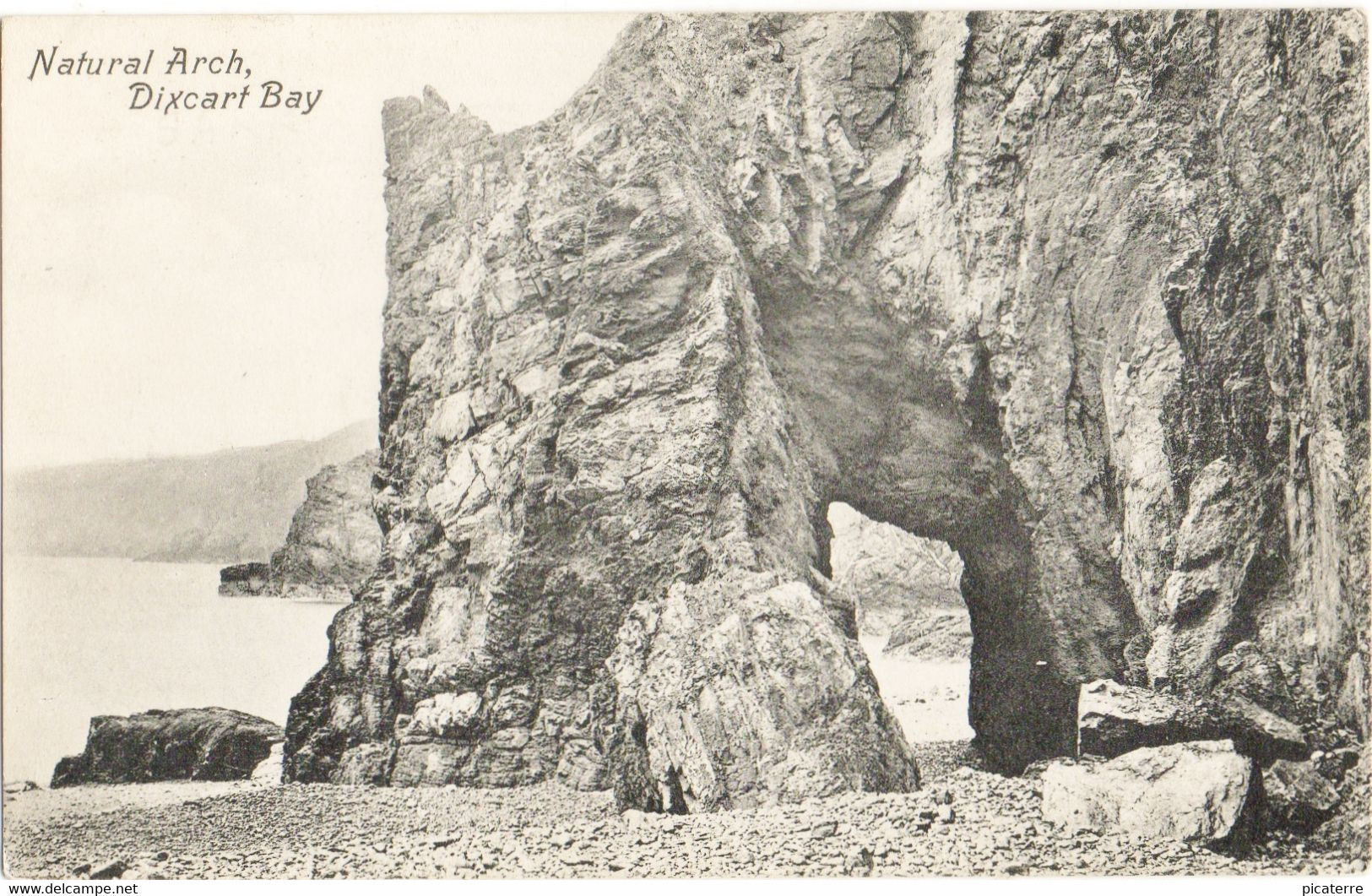 Natural Arch,Dixcart Bay,Sark(NOTE-Interesting Text On Revers-re Life Threatening Gales/storms On Guernsey Return Trip) - Sark