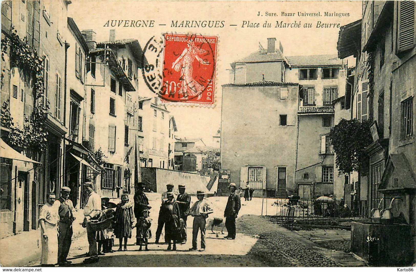 Maringues * La Place Du Marché Au Beurre * Villageois - Maringues