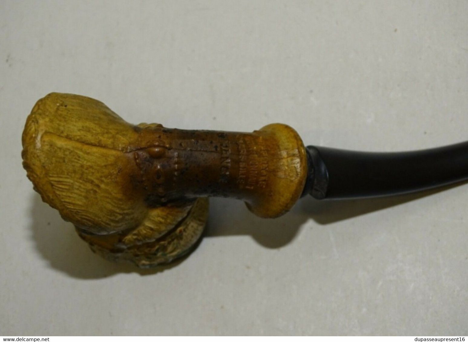 BELLE ANCIENNE PIPE HIPPOLITE LEON BONNAUD N° 118 MARSEILLE FRANCE Terre cuite COLLECTION OBJETS DU FUMEUR VITRINE