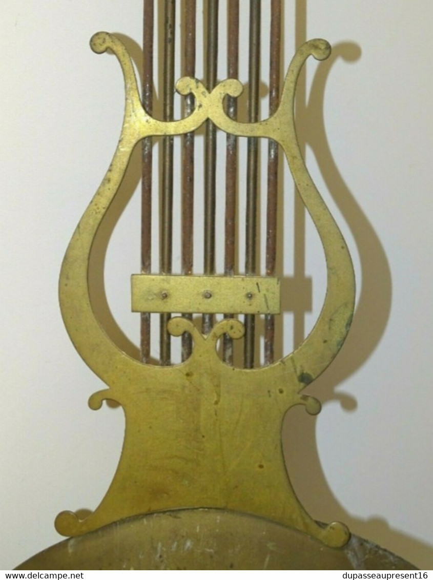 ANCIEN BALANCIER LYRE MOUVEMENT PENDULE COMTOISE JUS DE GRENIER CLOCK XIXe Déco - Horloges