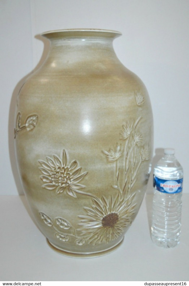 EXCEPTIONNEL TRES GRAND VASE GRES MODERNISTE de Huguette .BESSONE VALLAURIS 1950