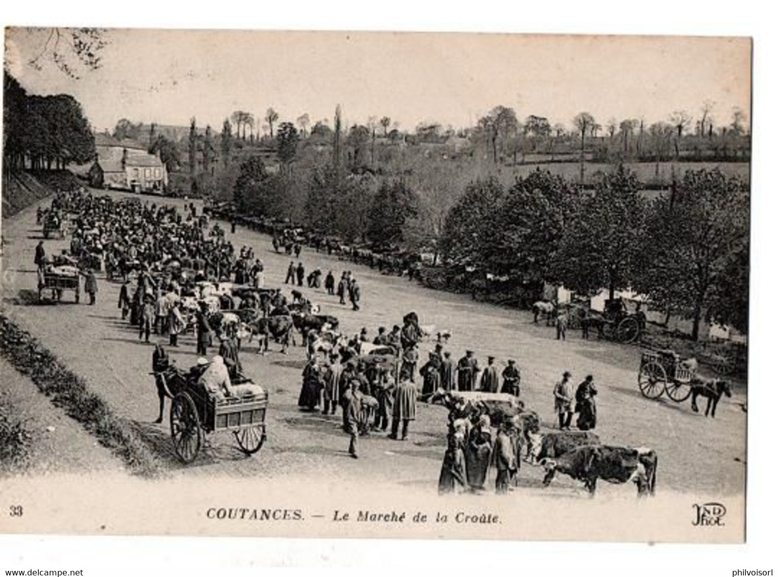 COUTANCES LE MARCHE AUX BESTIAUX TRES ANIMEE - Coutances