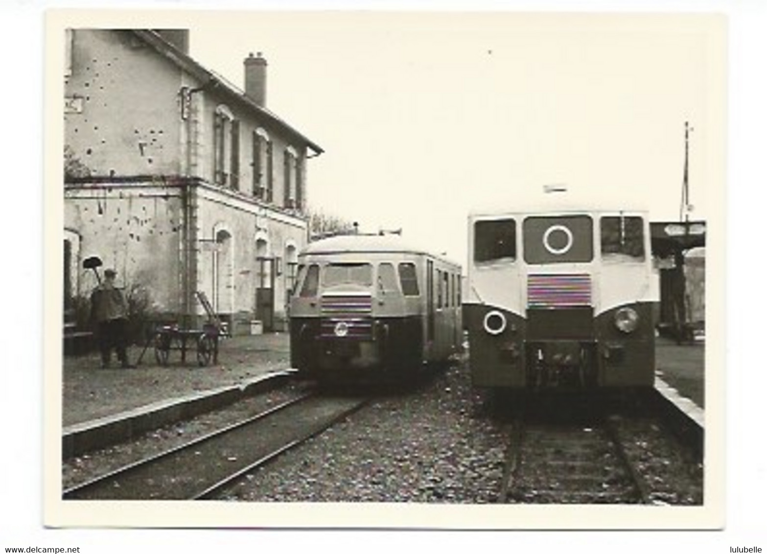 19 - TREIGNAC - LA GARE - PHOTO De 9 X 12 Cm (Vers 1961) - Treignac