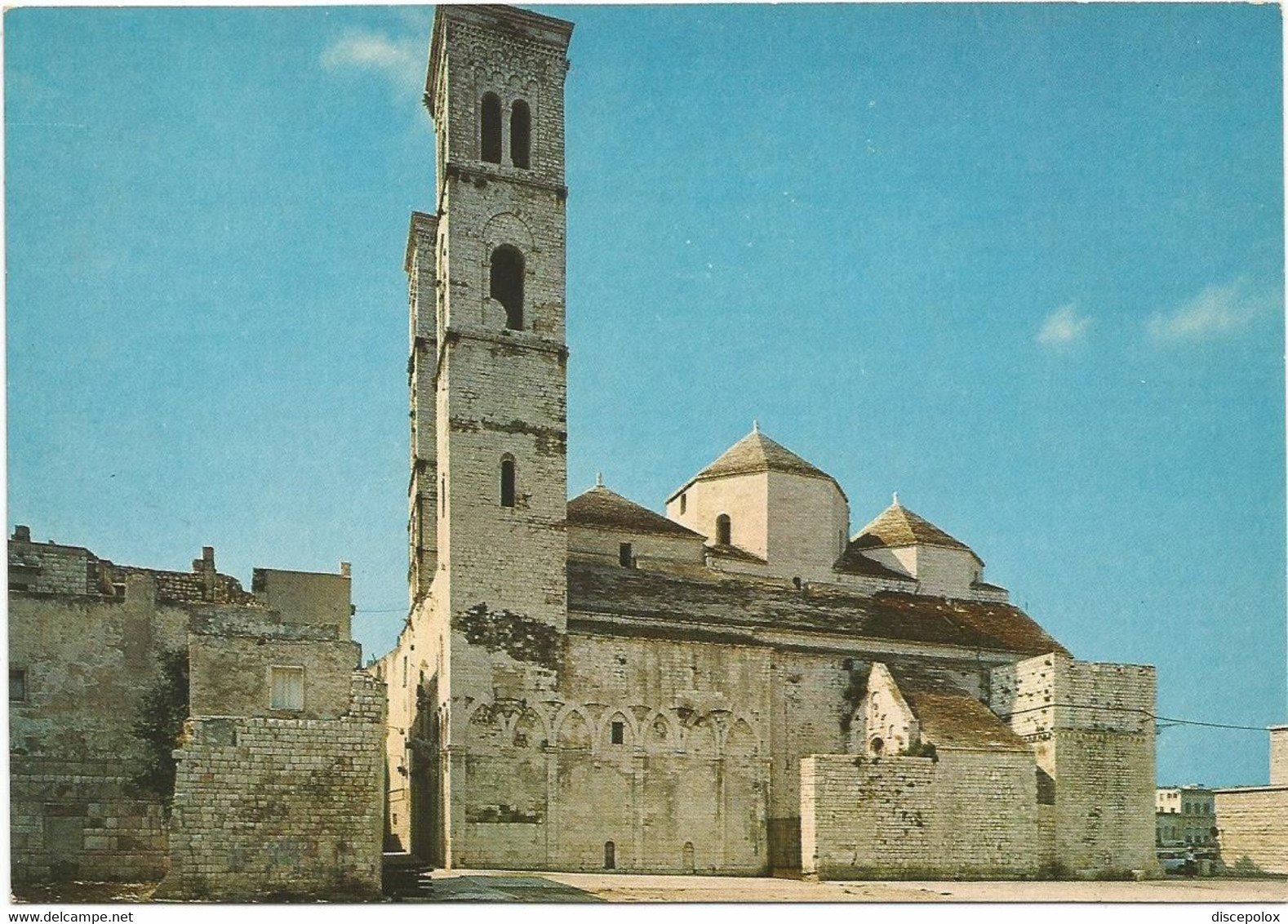 P5612 Molfetta (Bari) - Vista Laterale Del Duomo Cattedrale / Non Viaggiata - Molfetta