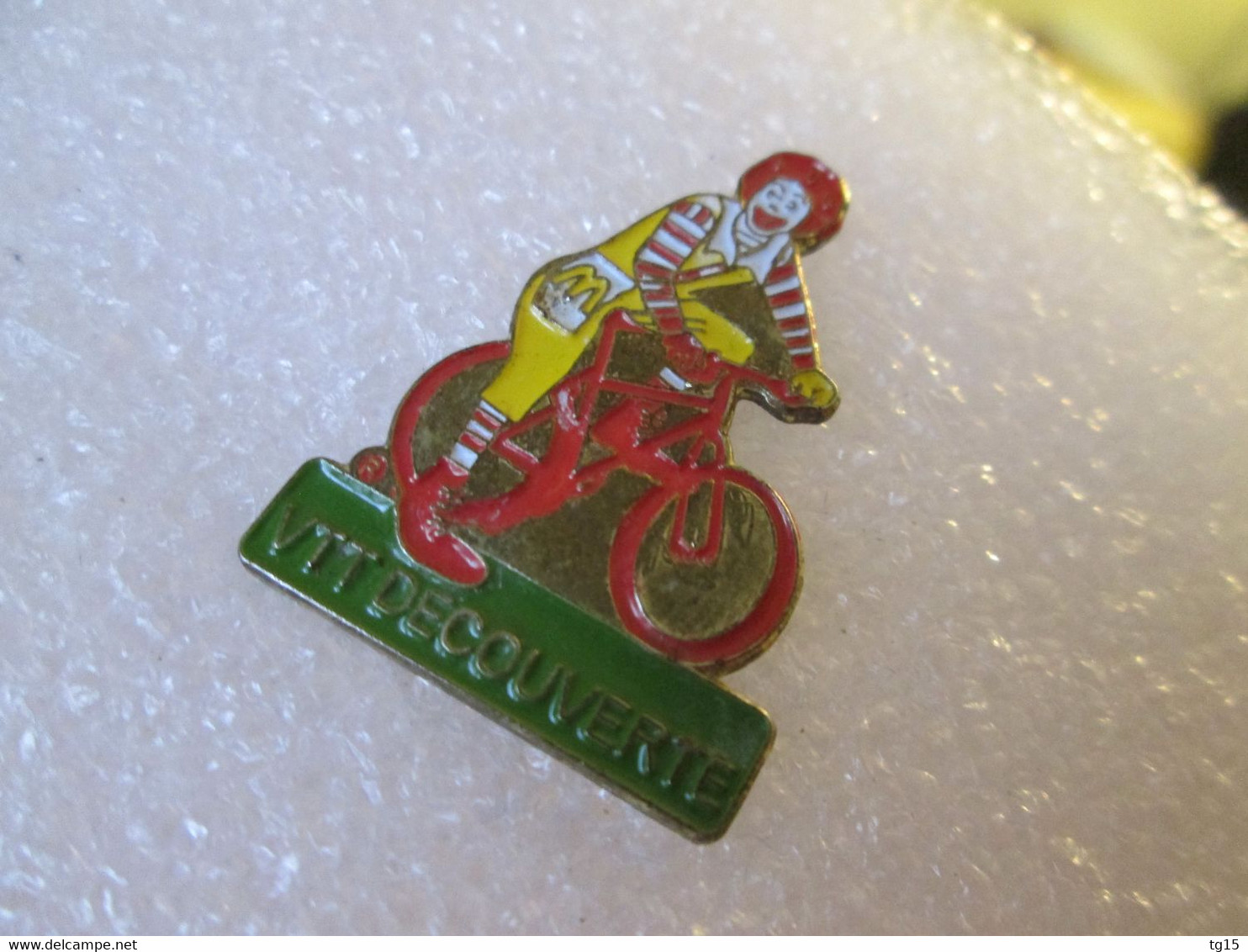 PIN'S    McDONALD'S   VTT  DECOUVERTE - McDonald's