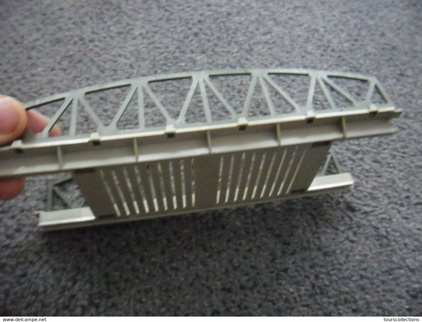 Pour Train HO 1/87 - Lot De 2 Pont Barrière Marque KIBRI - WEST GERMANY - Longueur 18 Cm Et 20 Cm - Decorazione