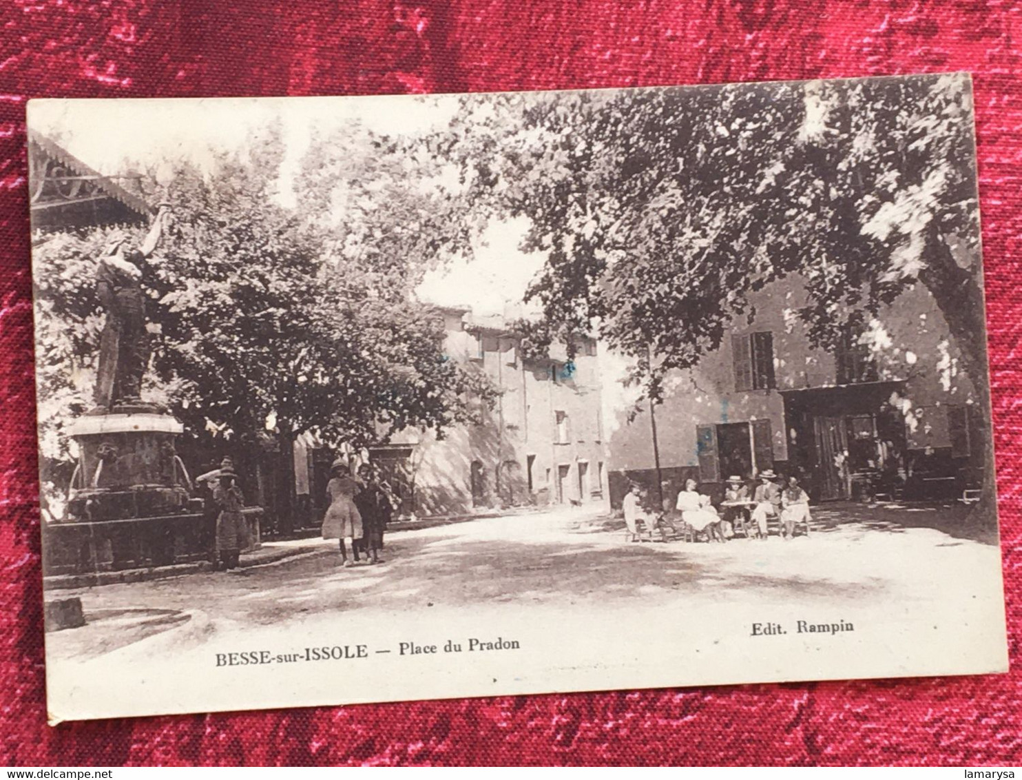 [83] Var  Besse-sur-Issole Place Du Pradou  CPA Carte Postale -☛ Endoume Marseille France 1920...timbre Pasteur - Besse-sur-Issole