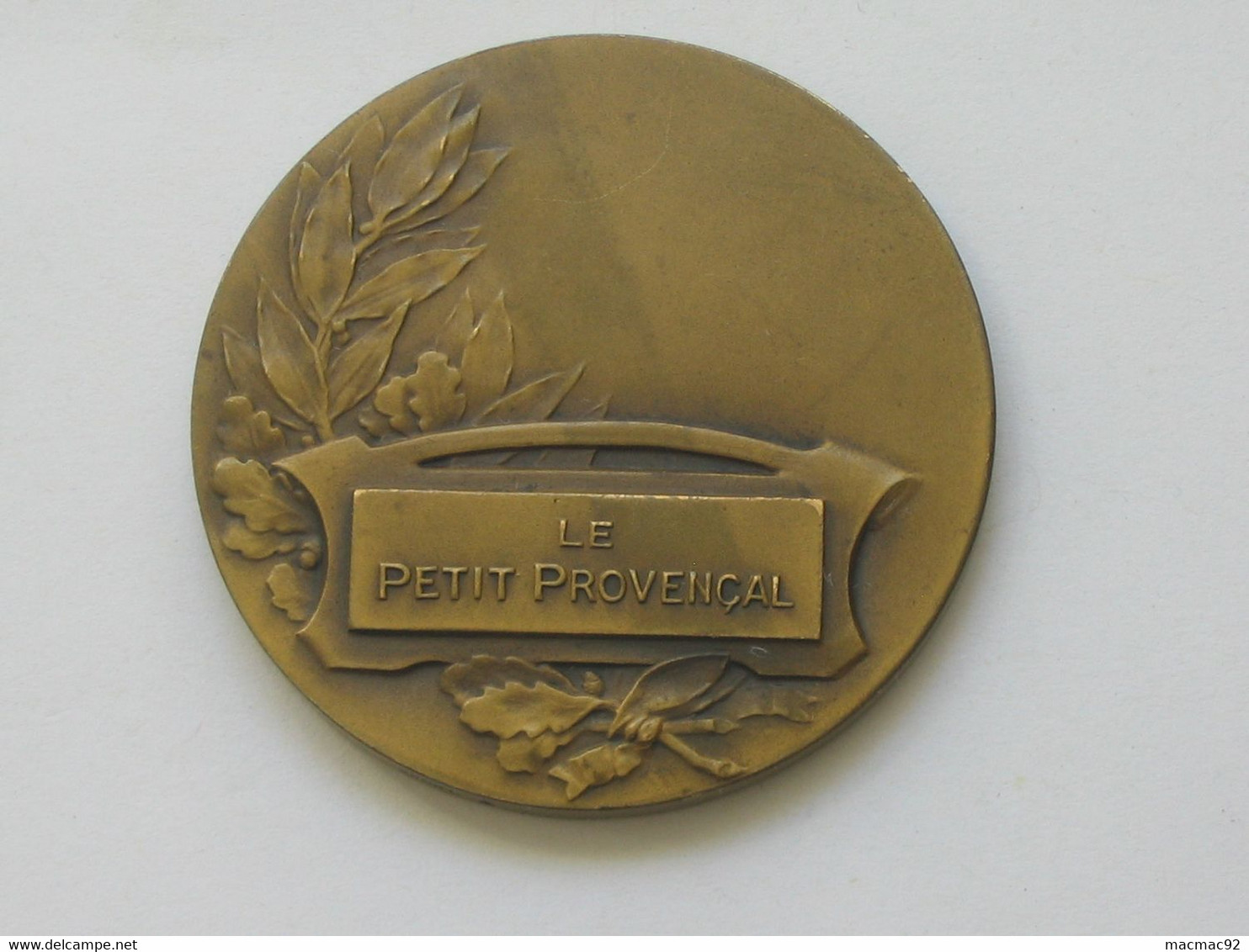 Médaille : Le Petit Provencal. Graveur : F . Fraisse  **** EN ACHAT IMMEDIAT **** - Professionals / Firms