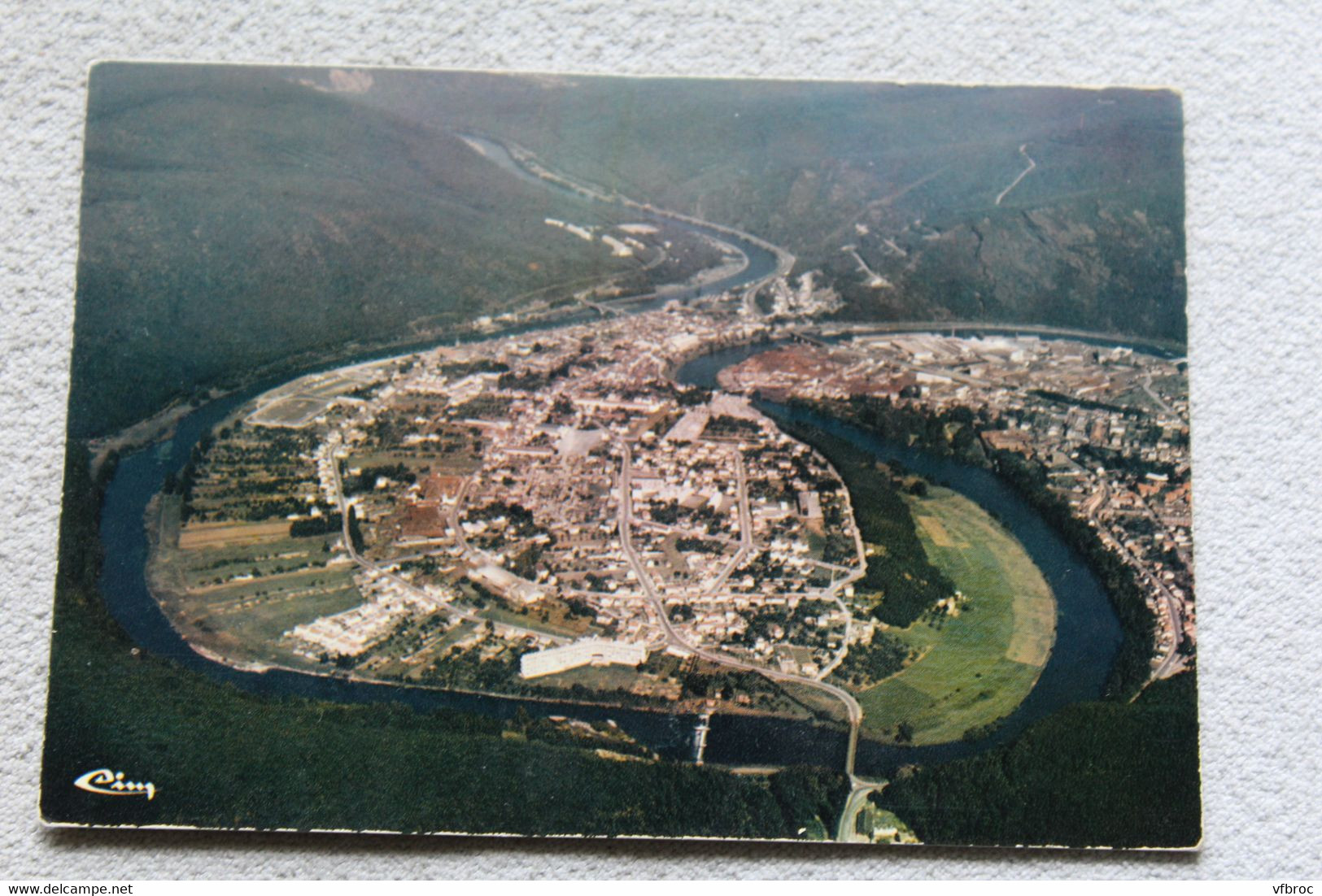 A664, Cpm 1973, Revin, Vue Aérienne, La Boucle, Ardennes 08 - Revin