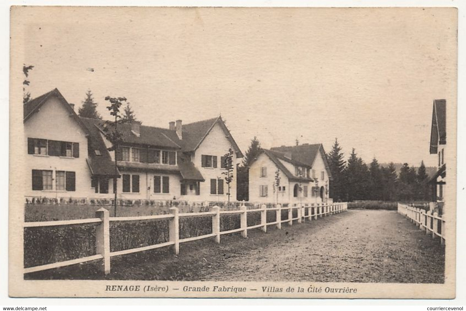CPSM - RENAGE (Isère) - Grande Fabrique - Villas De La Cité Ouvrière - Renage