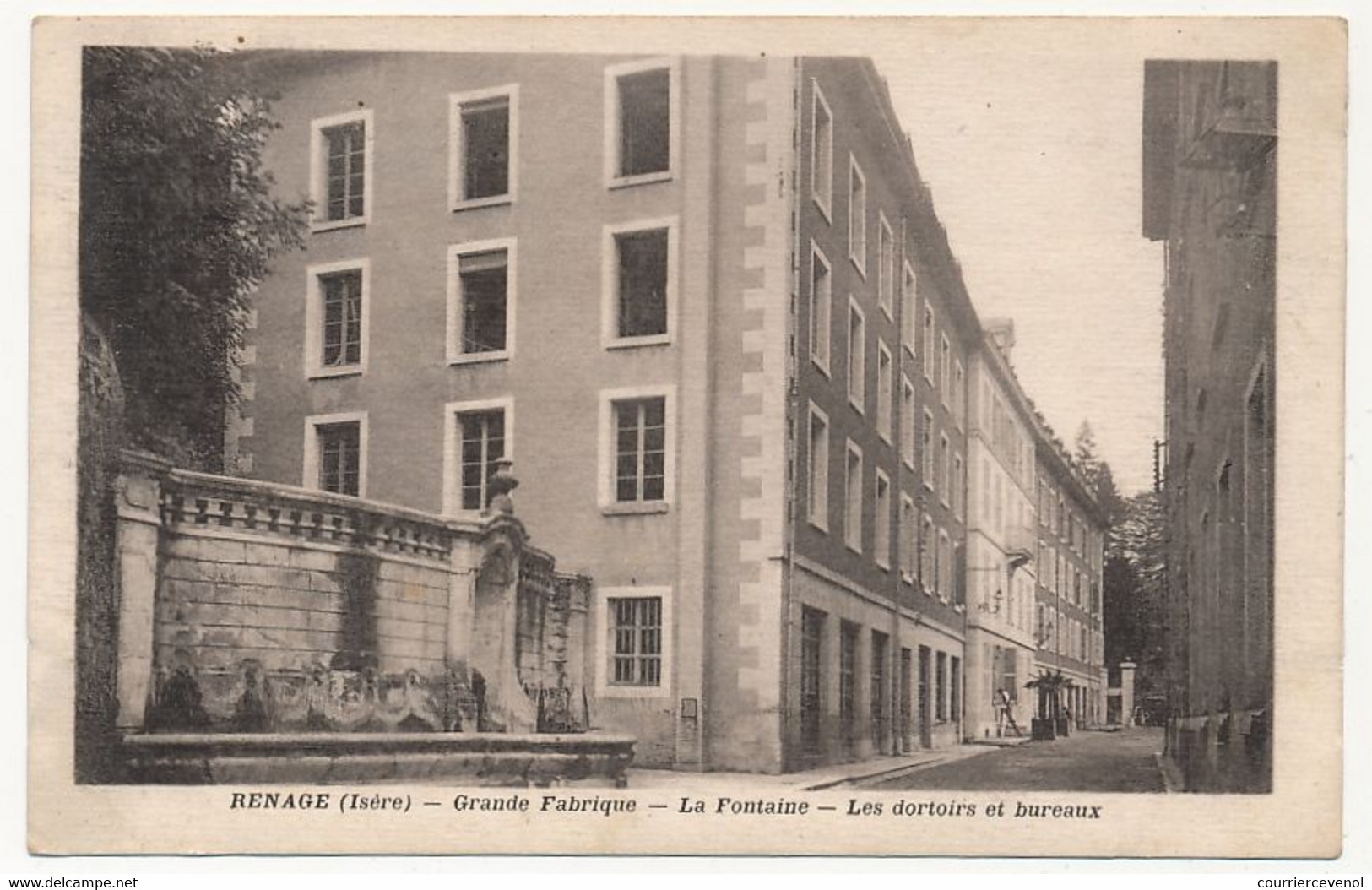 CPSM - RENAGE (Isère) - Grande Fabrique - La Fontaine - Les Dortoirs Et Bureaux - Renage