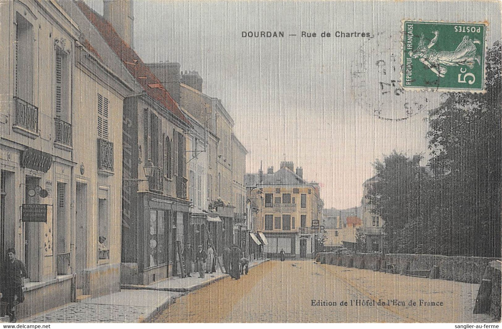 CPA 91 DOURDAN RUE DE CHARTRES (cpa Toilée - Dourdan