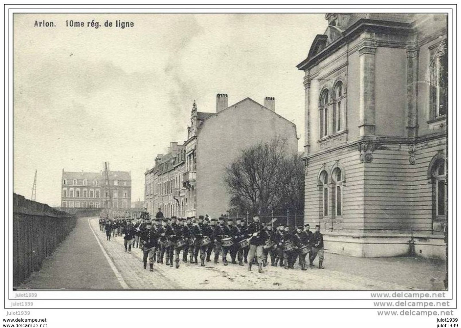 ARLON ..-- 10 ème Régiment De Ligne . 1910 Vers ETTERBEEK ( Melle Maria LATINUS ? ) .  Voir Verso . - Etterbeek