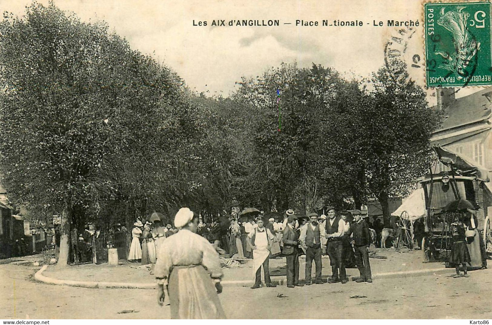 Les Aix D'angillon * Place Nationale , Le Marché - Les Aix-d'Angillon