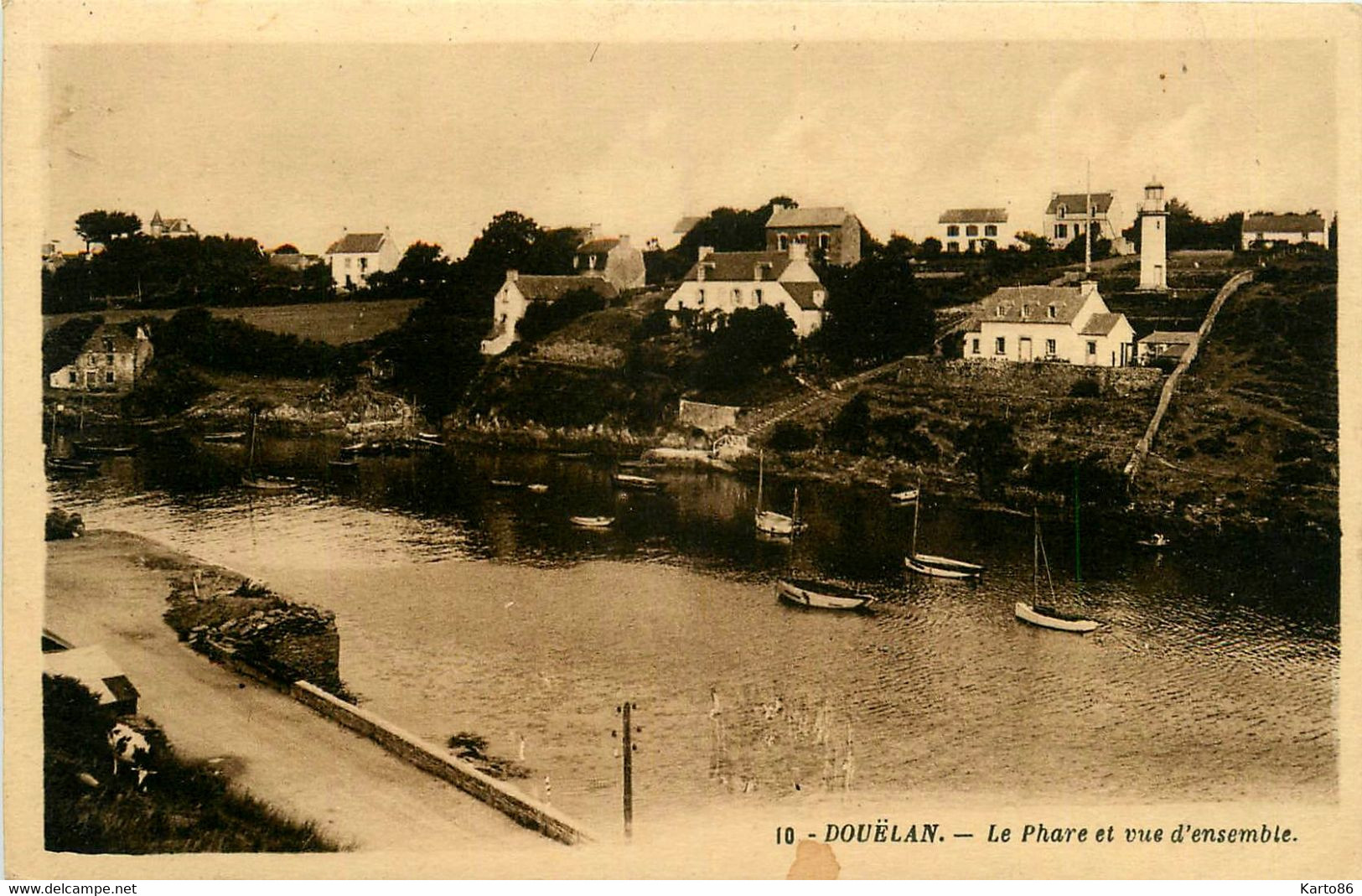 Clohars Carnoët * Quartier Village Douëlan * Le Phare Et Vue D'ensemble - Clohars-Carnoët