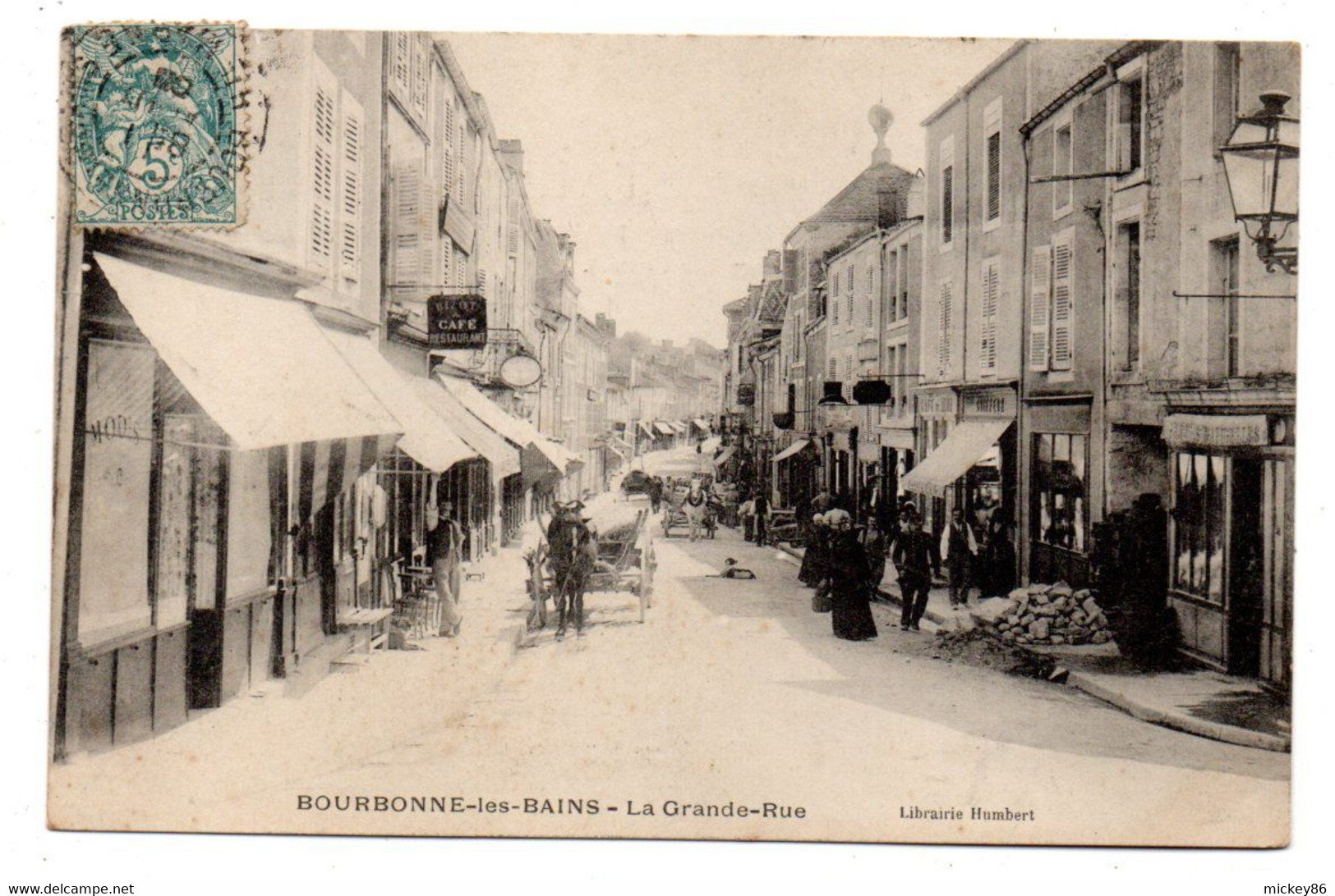 BOURBONNE LES BAINS -- La Garnde Rue  ( Très Animée, Commerce, Attelage ) - Bourbonne Les Bains