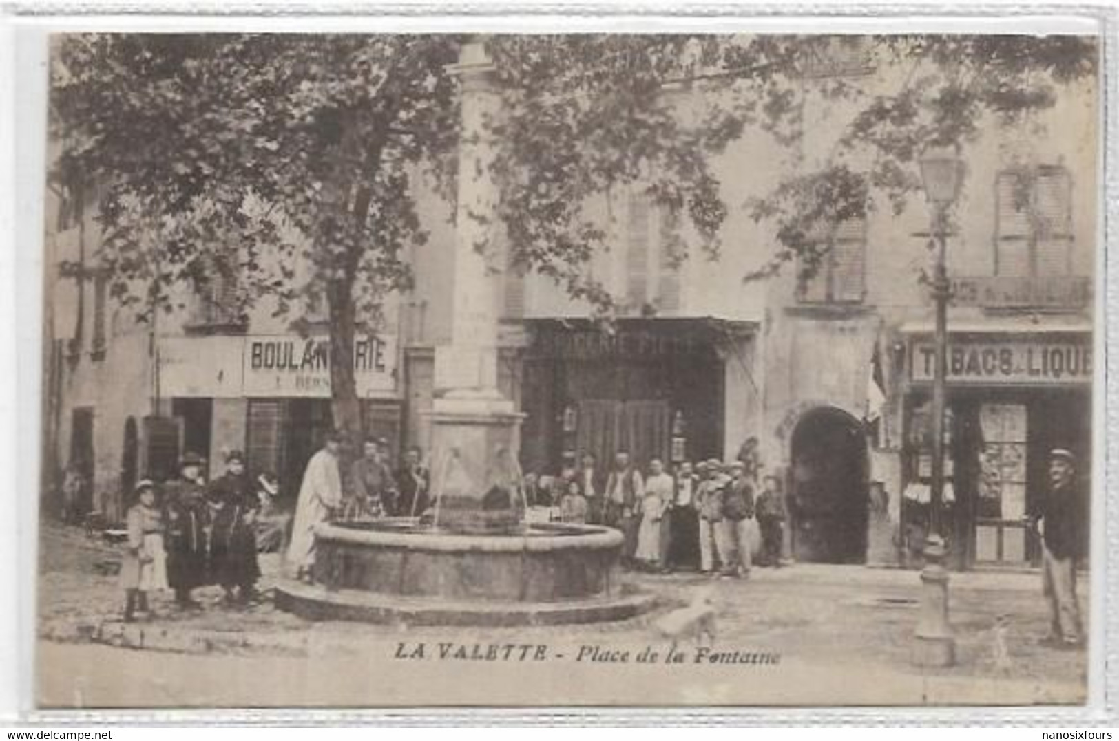 . D 83. LA VALETTE DU VAR.  LA PLACE  DE LA FONTAINE  TABAC - La Valette Du Var