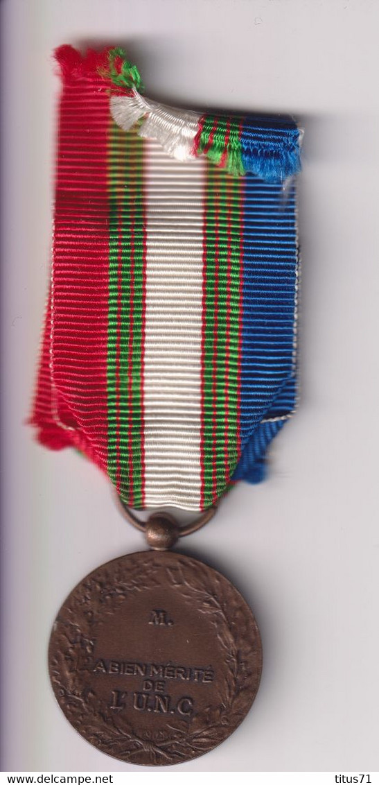Médaille Union Nationale Des Combattants - Unis Comme Au Front - Non Attribuée - France