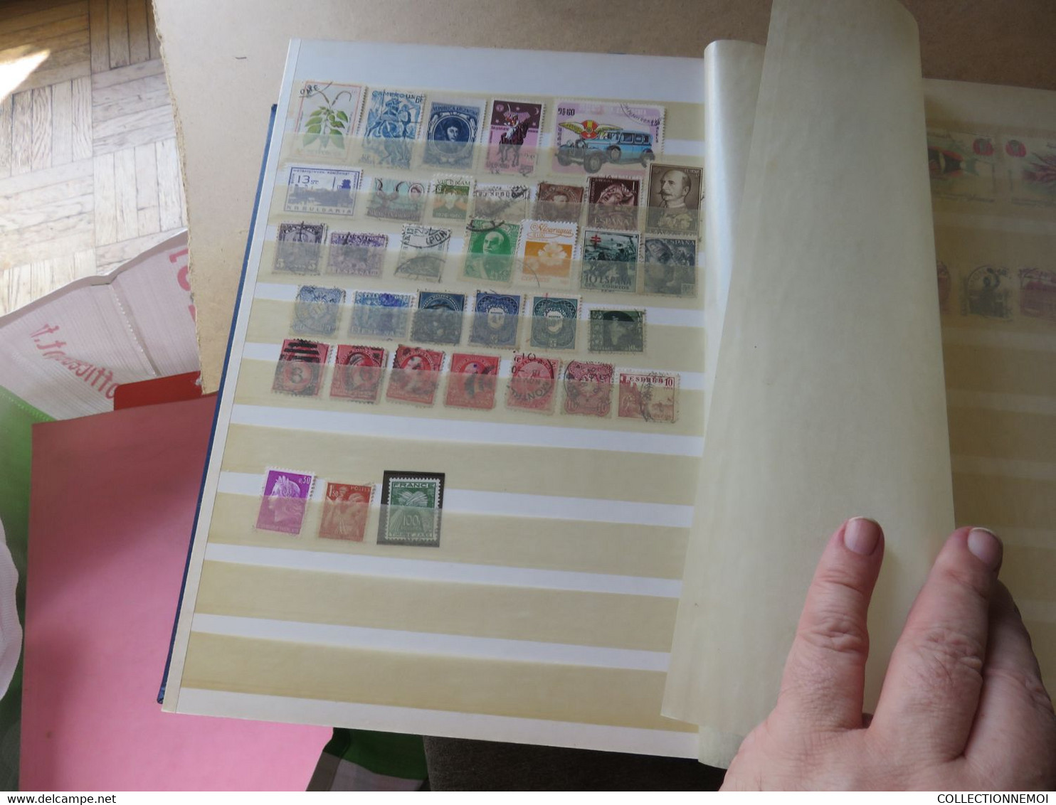 VRAC de timbres du monde ,, des jours de tri ,STRICTEMENT IMPOSSIBLE DE TOUT PHOTOGRAPHIER