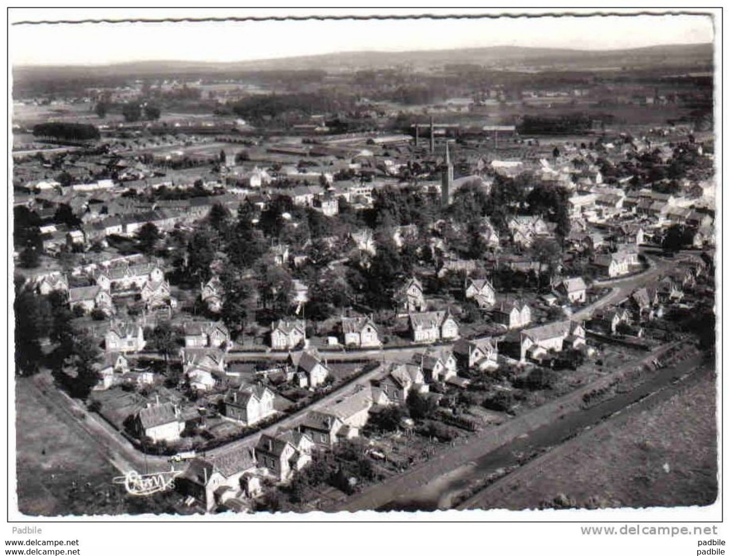 Carte Postale 59. Vieux Condé Vue D'avion Trés Beau Plan - Vieux Conde