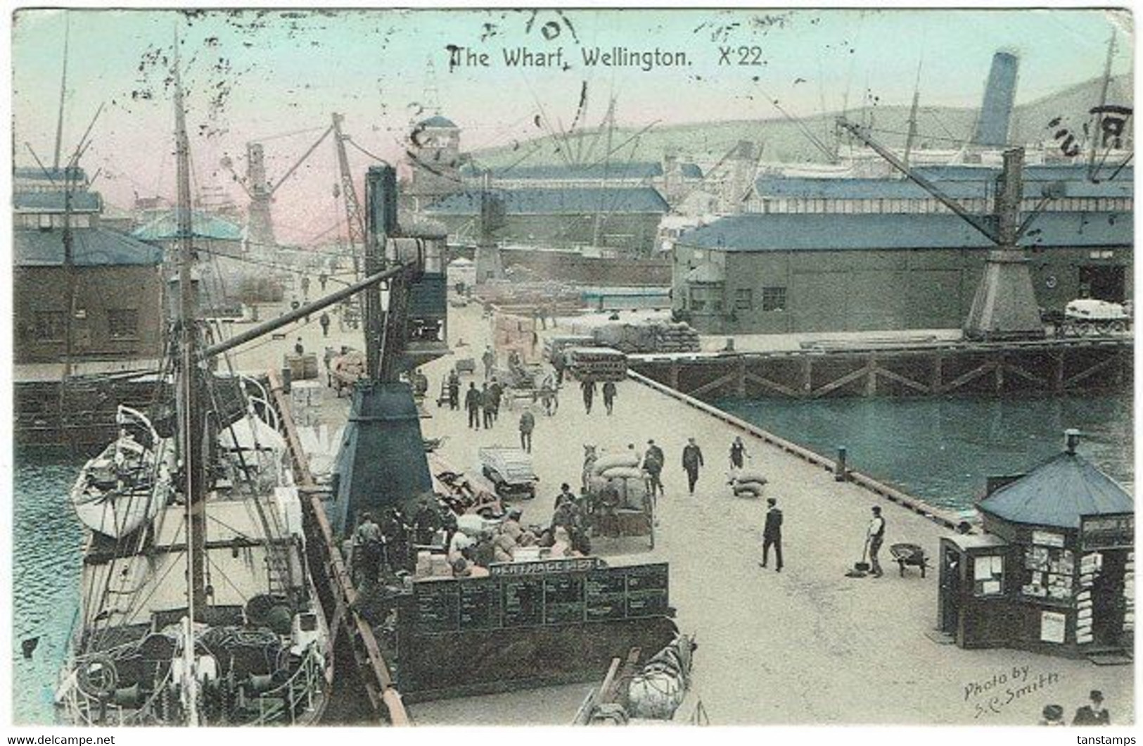 NEW ZEALAND - FRANCE WELLINGTON WHARF POSTCARD 1911 SC SMITH PHOTO - Cartas & Documentos