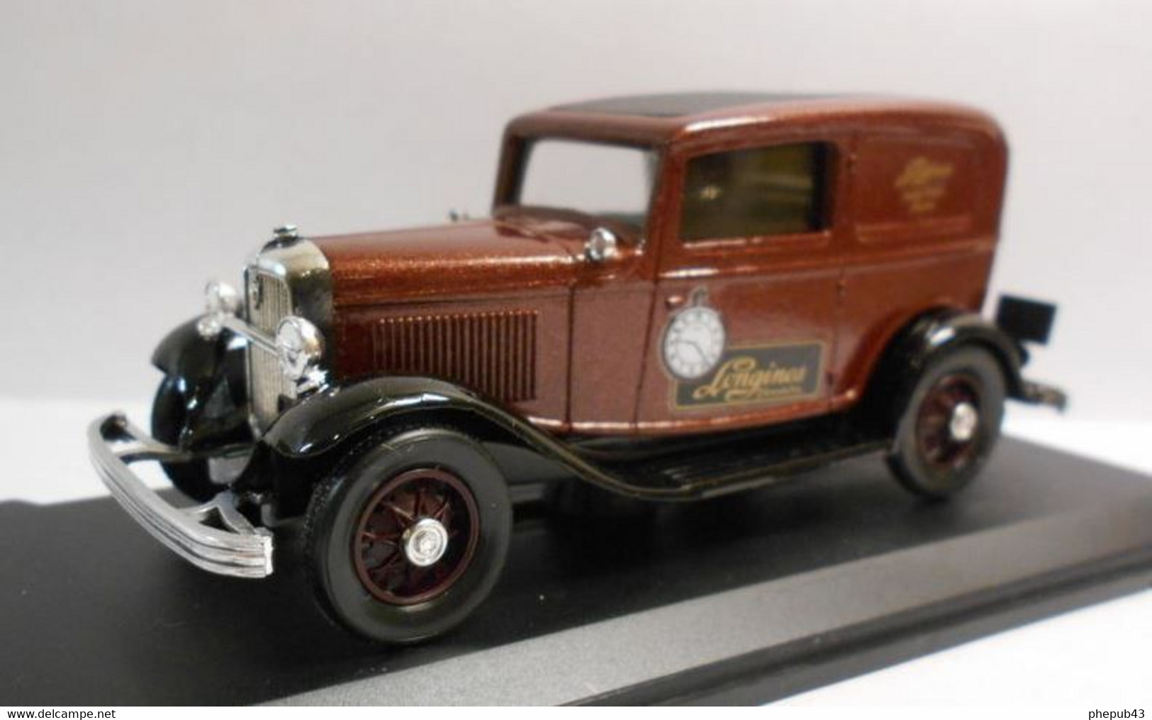 Ford V8 Delivery Sedan - 1932 - Longines - Eligor - Eligor