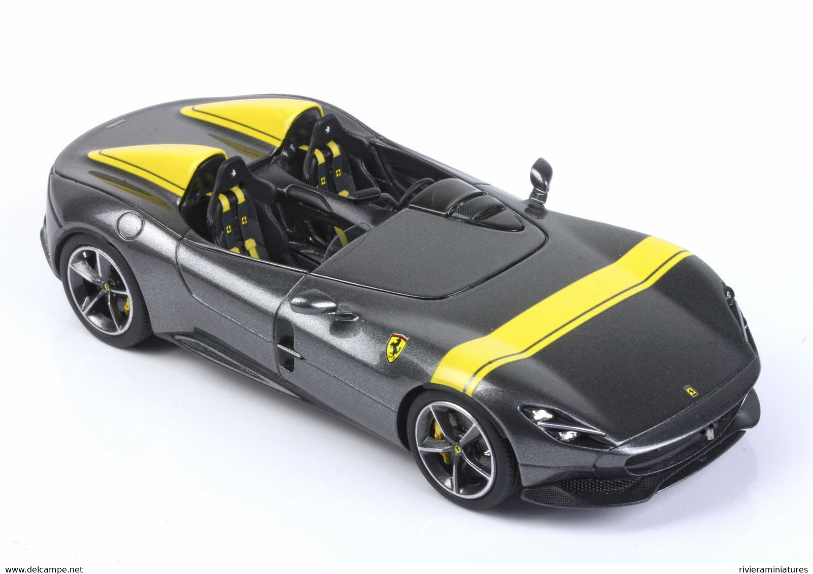 BBR - FERRARI Monza SP2 - Met. Silver / Yellow - BBRC221H - 1/43 - BBR