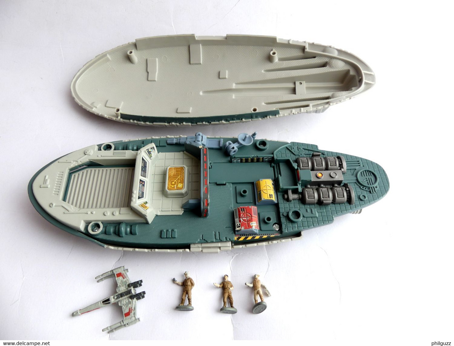 MICROMACHINES STAR WARS ACTION FLEET REBEL TRANSPORT 1997  Figurine - Figurines Action Fleet Micro Machine - Andere & Zonder Classificatie