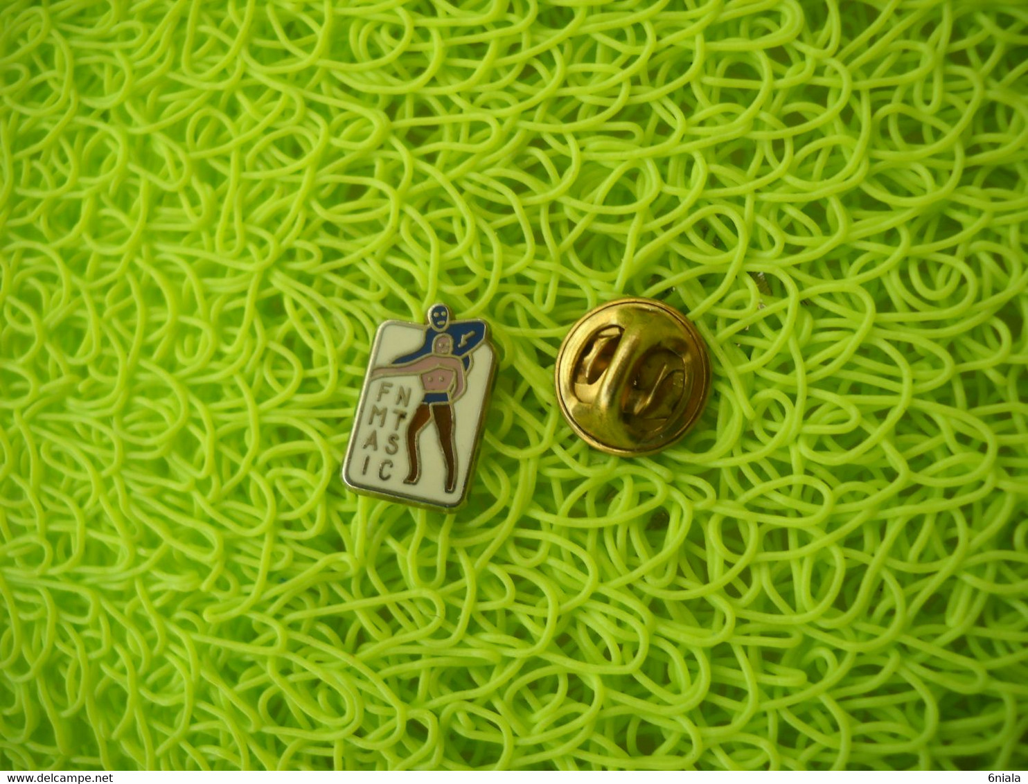 2052  PINS  Pin's     FNMTASIC  FN MT ASIC  Patinage Artistique  Couple - Skating (Figure)