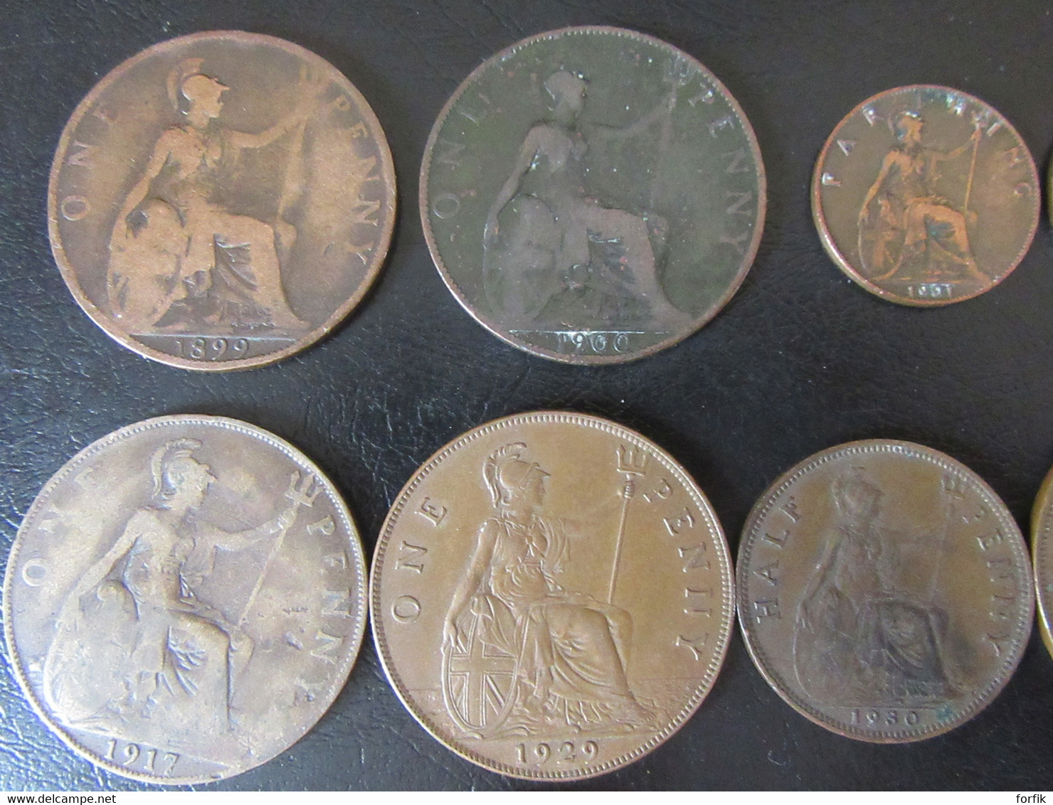 Angleterre - 25 Monnaies Entre 1899 Et 1950 (Victoria, George V, George VI) Dont 2 En Argent - Collections