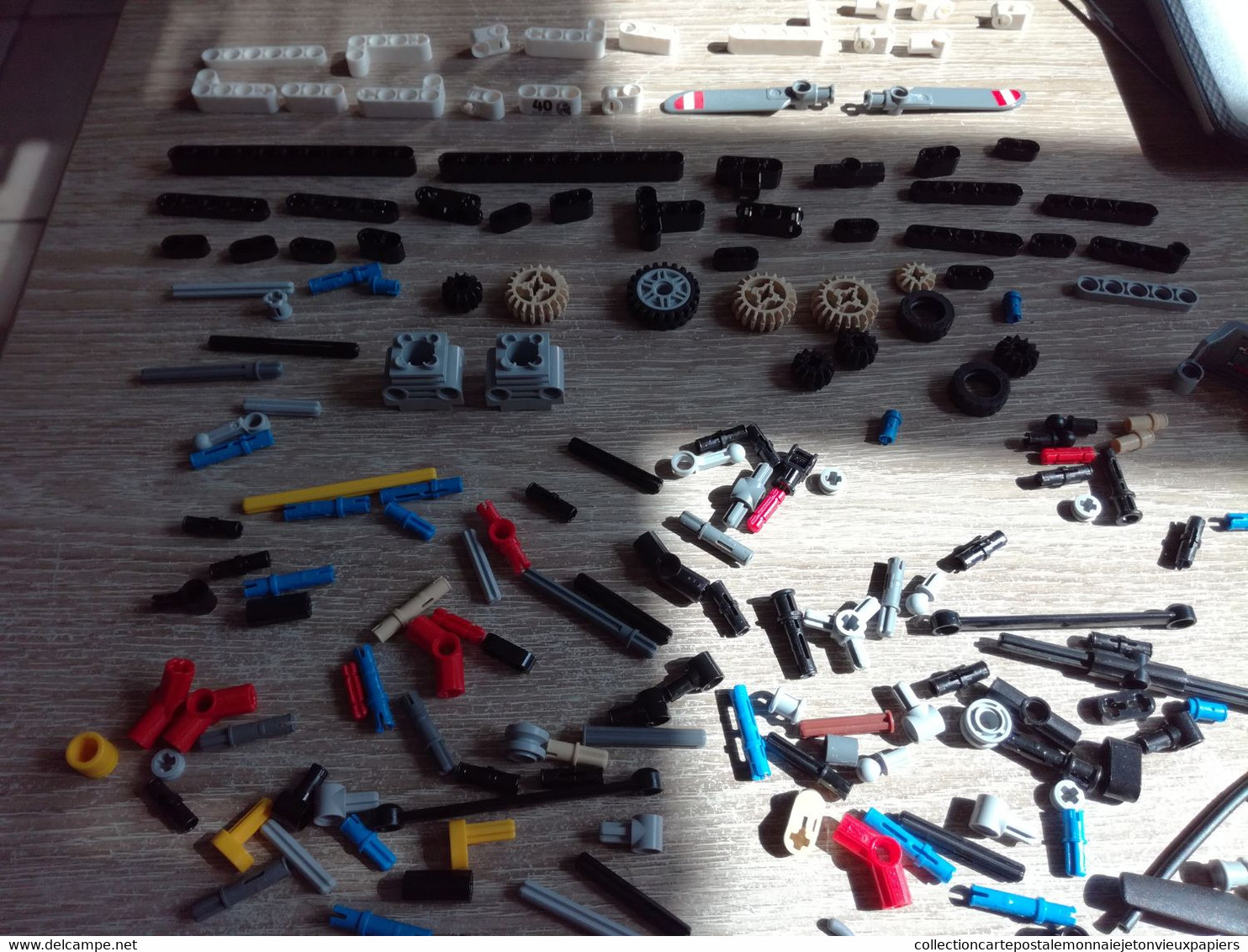 LEGO Technic - L'hélicoptère ultra-léger - 42057 -   en l'état sur les photos