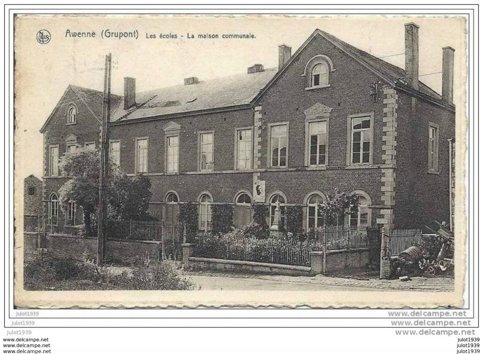 AWENNE ..-- Ecoles . Maison Communale . Vers JUPILLE ( Mr GILLON ) . Voir Verso . - Saint-Hubert
