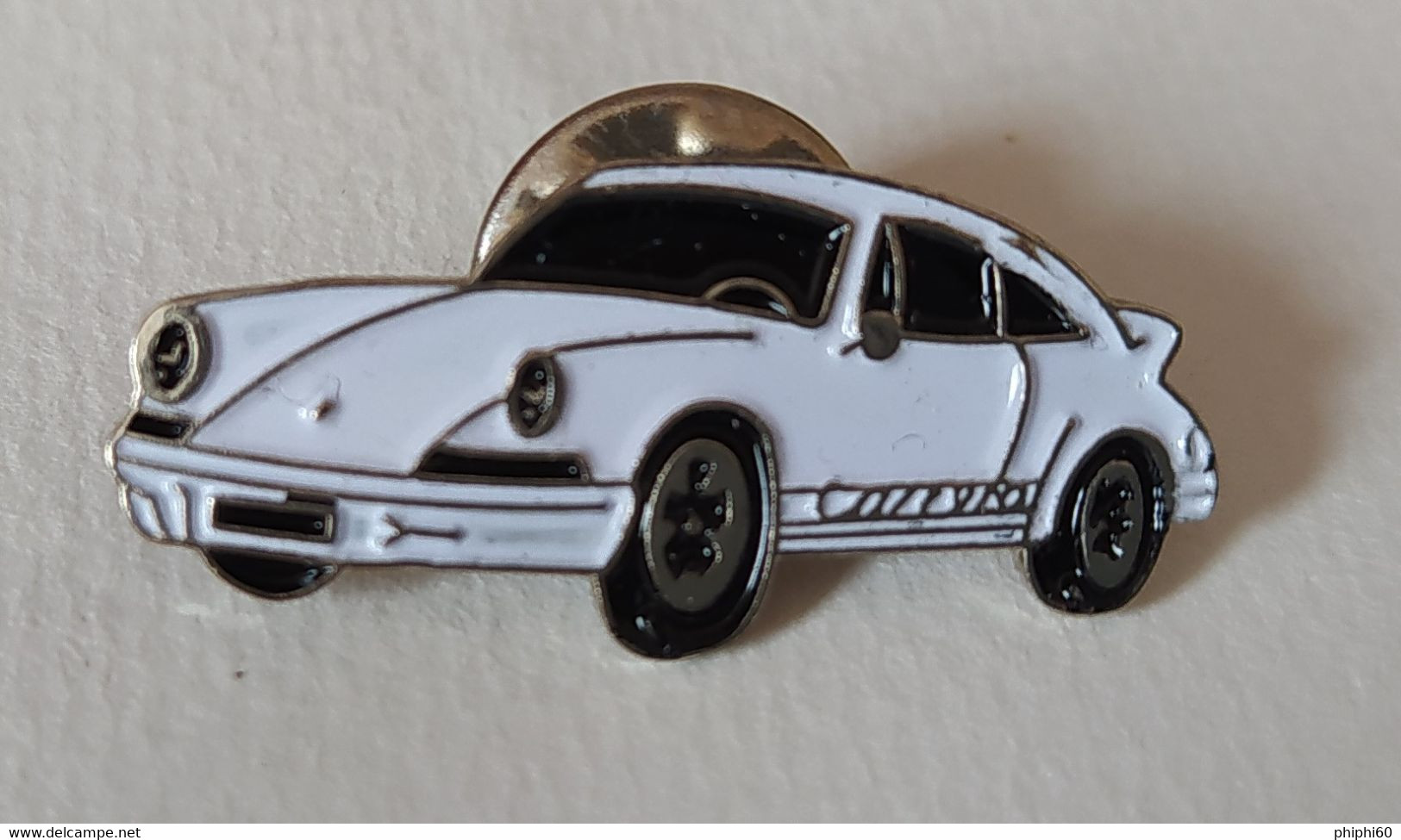 Pin's - Voiture PORSCHE CARRERA - Porsche