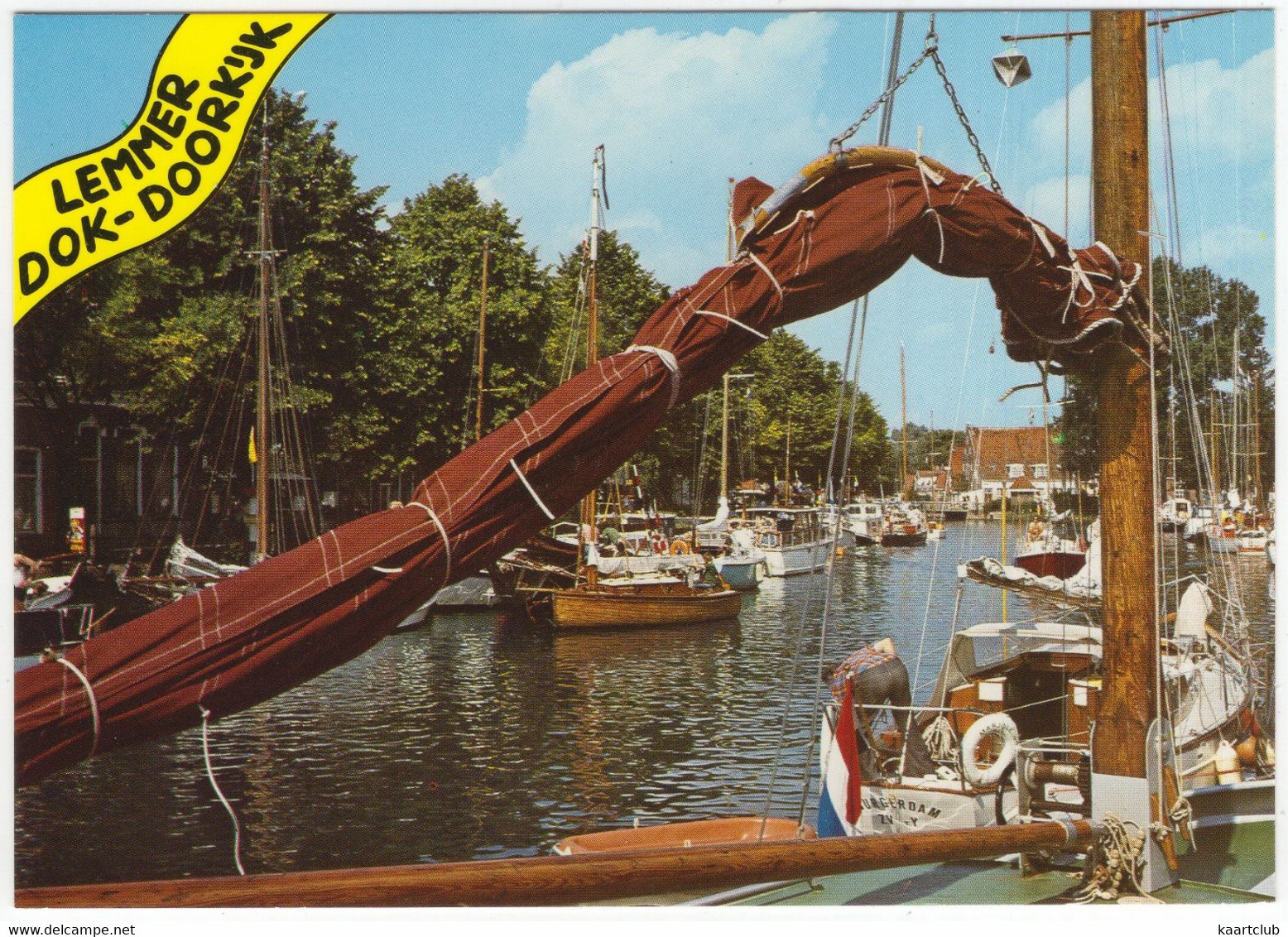 Lemmer - Dok - Doorkijk - (Friesland, Holland) - Jachten/Yachts - Lemmer