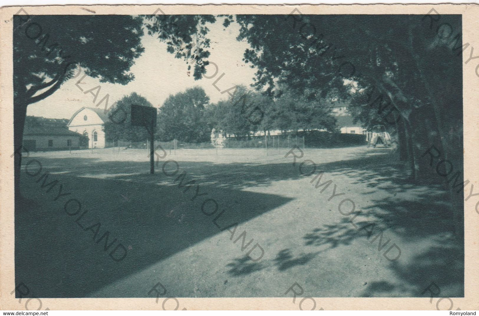 CARTOLINA  TORINO,PIEMONTE,SCUOLA D"APLICAZIONE D"ARTIGLIERIA E GENIO,IL CORTILE,BELLA ITALIA,RELIGIONE,VIAGGIATA 1940 - Mole Antonelliana