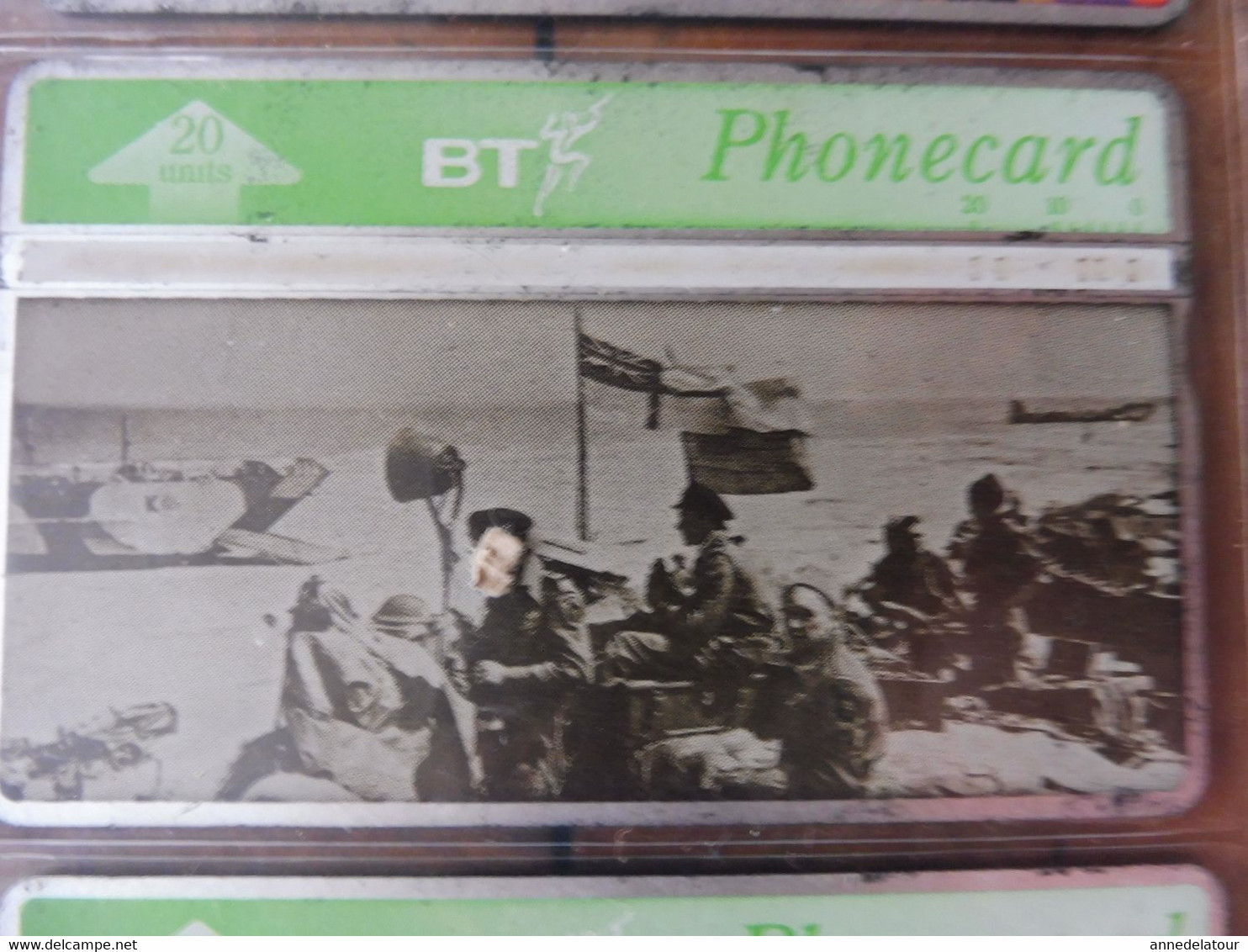 10 télécartes (cartes téléphoniques) BT PHONECARD dont 4 unités  D-Day Follow-up waves landing on Gold Beach from an LCI