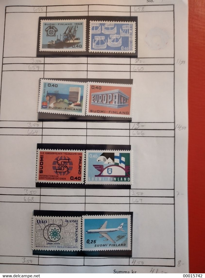 FINNISH UNUSED ** STAMPS TOTAL 127 PCS  D-0852