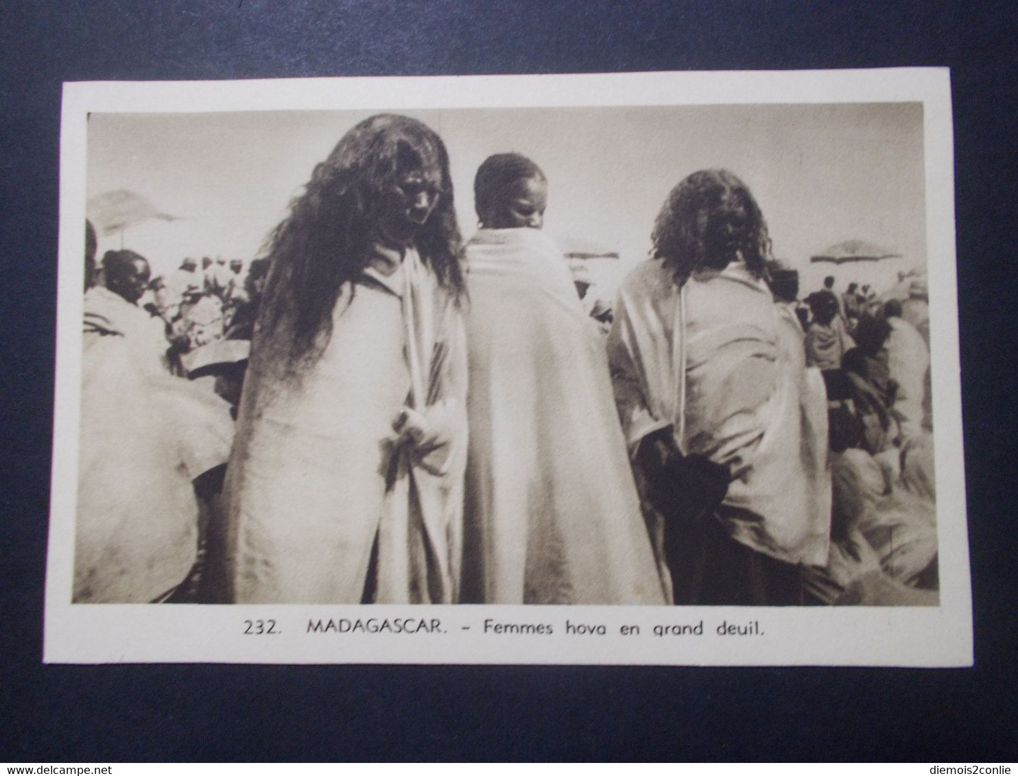 Carte Postale - Madagascar - Femmes Hova En Grand Deuil (4012) - Madagaskar