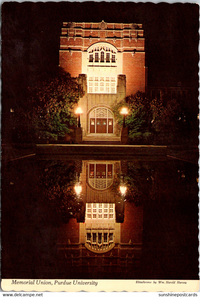 Indiana West6 Lafayette Main Entrance And Reflectng Pool Purdue University - Lafayette