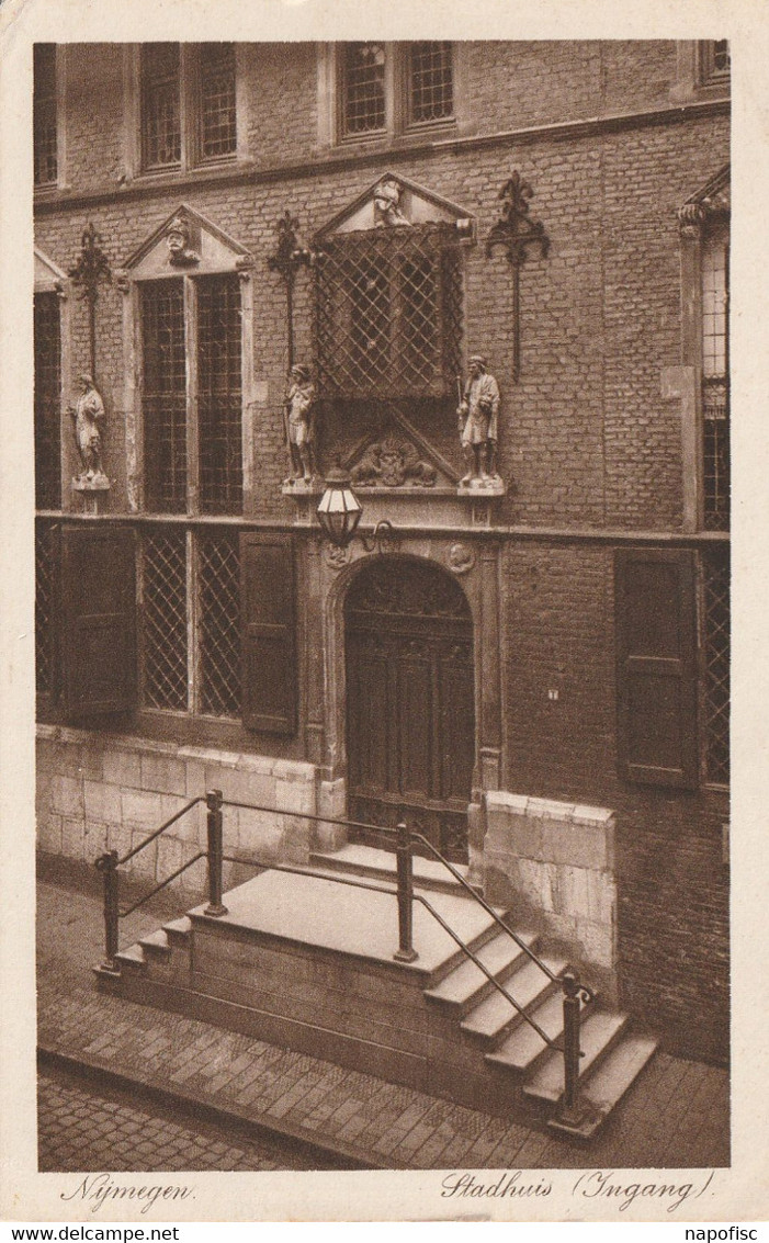 112-Nijmegen Stadthuis Ingang - Nijmegen