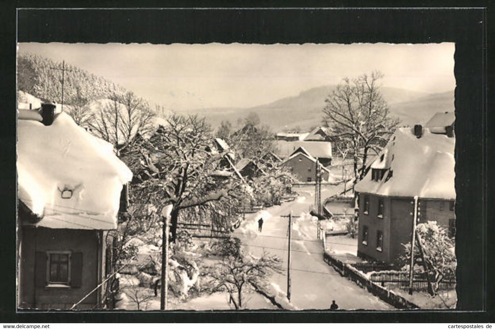 AK Sosa / Erzgebirge, Riesenberger-Strasse Mit Schnee Bedeckt - Sosa