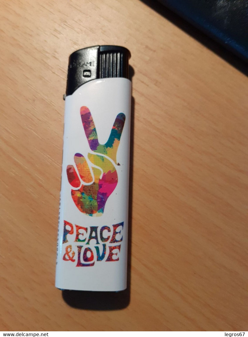 BRIQUET PEACE AND LOVE - Autres & Non Classés