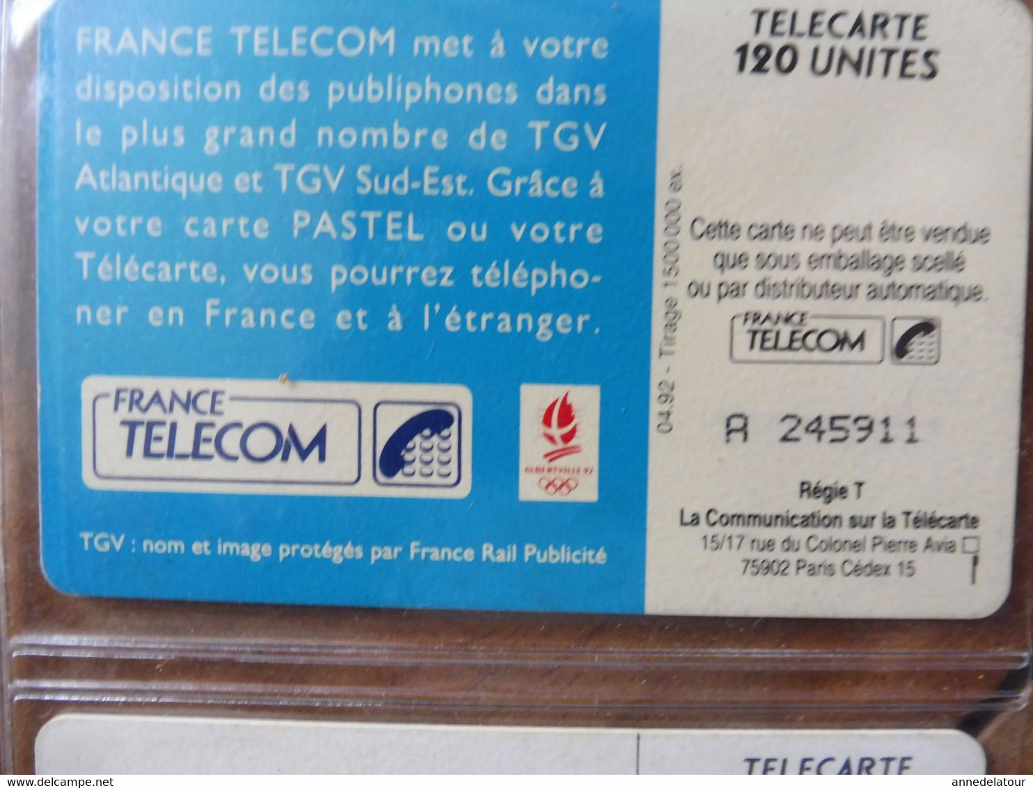 8 télécartes (cartes téléphoniques)  FRANCE TELECOM  avec publicité pour la SNCF  (TGV, RER )