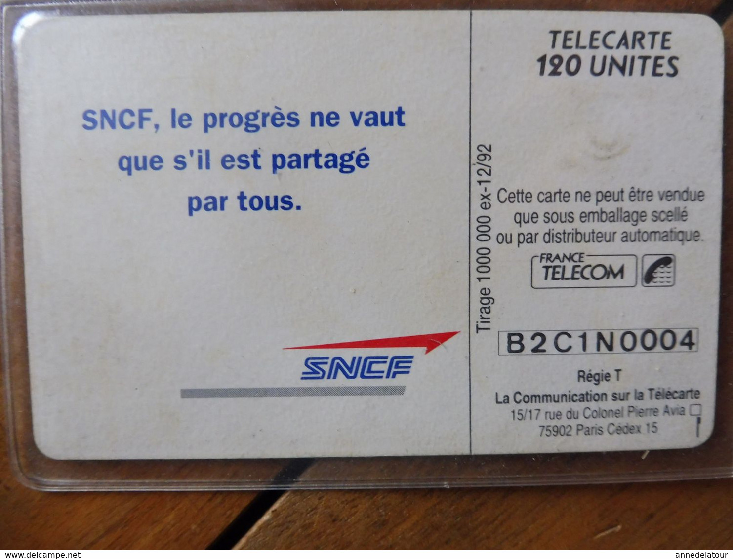 8 télécartes (cartes téléphoniques)  FRANCE TELECOM  avec publicité pour la SNCF  (TGV, RER )